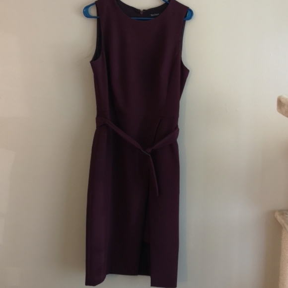 White House Black Market Dresses & Skirts - White House Black Market Skit Dress Size 12